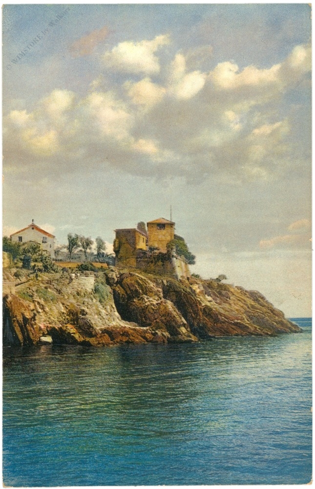 haus auf einer klippe