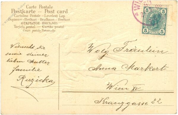 namenstag, kinder auf einer wiese mit birken