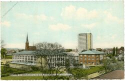 lünen, blick zum stadtbad mit rathaus und altstadtkirche