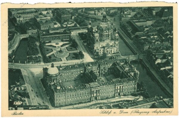 berlin, schloss und dom (flugzeugaufnahme)