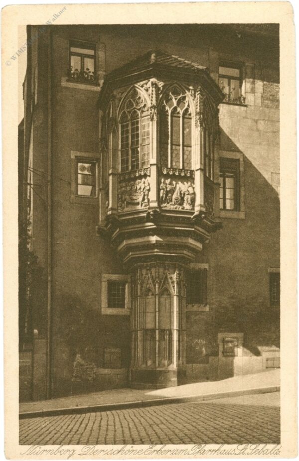 nürnberg, der schöne erker am pfarrhaus st. sebald