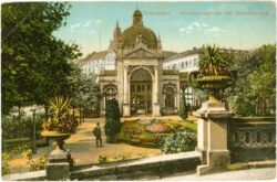 wiesbaden, kochbrunnen von der taunusstrasse