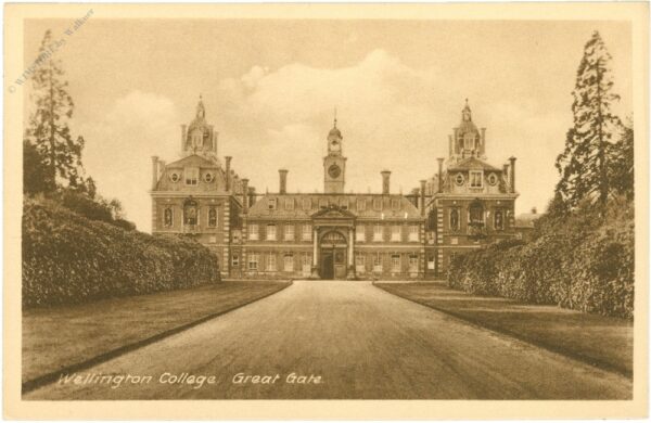 crowthorne, wellington college, great gate