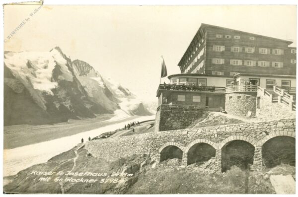 großglockner, kaiser franz josef haus mit dem großglockner
