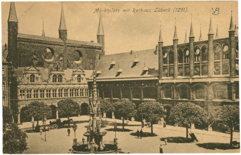 lübeck, marktplatz mit rathaus lübeck, marktplatz mit rathaus