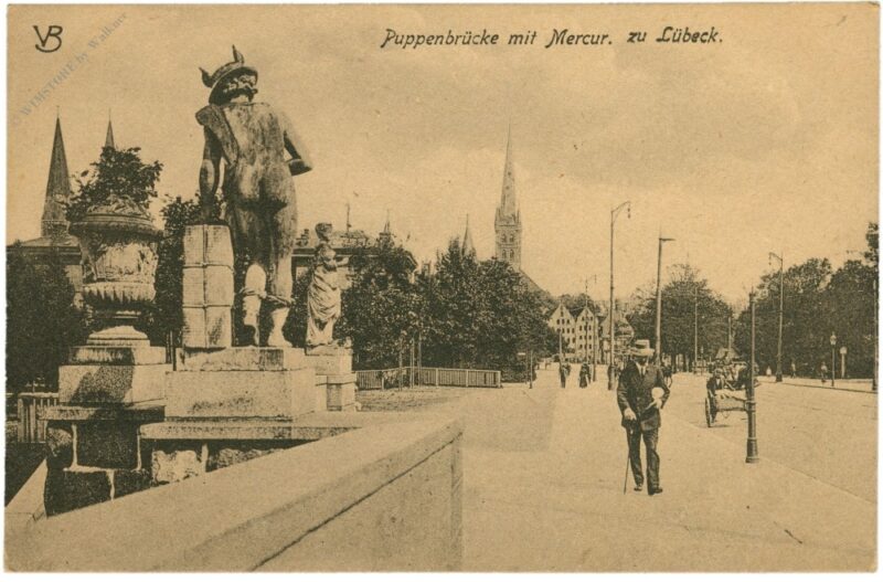 lübeck, puppenbrücke mit mercur lübeck, puppenbrücke mit mercur