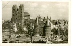 lübeck, st. marien und holstentor