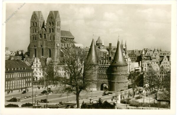 lübeck, st. marien und holstentor