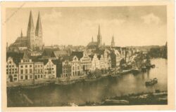 lübeck, vom hafen aus gesehen