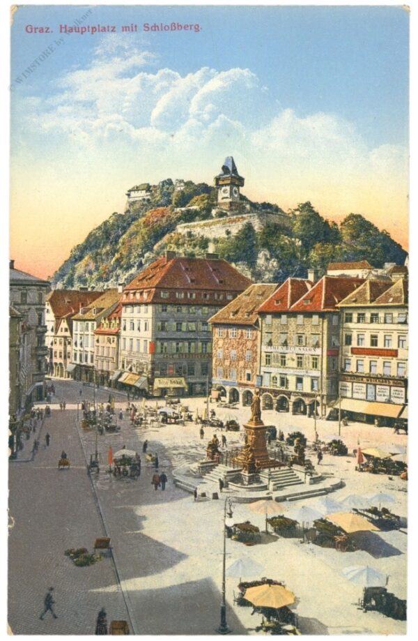 graz, hauptplatz mit schloßberg