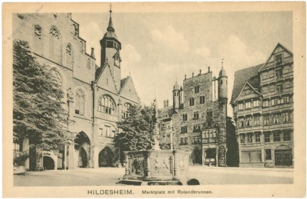 hildesheim, marktplatz mit rolandbrunnen