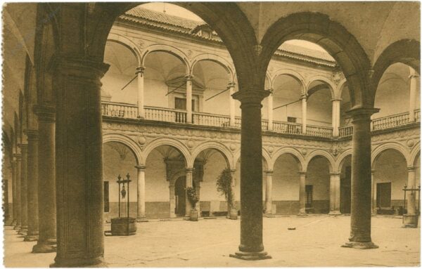 toledo, patio del hospital de san juan bautista
