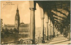 hamburg, blick auf das rathaus