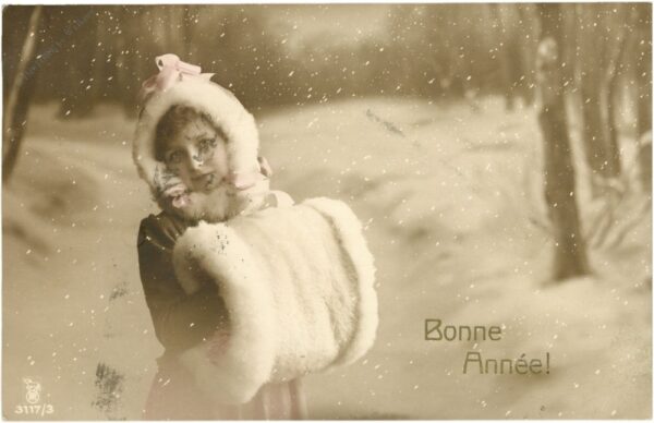 neujahr, dame mit muff im schnee
