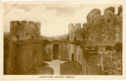 conwy, conwy castle, courtyard