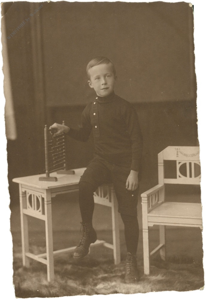 jungen schulfoto jungen schulfoto