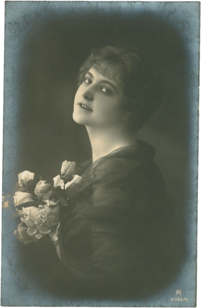 dame mit blumen dame mit blumen