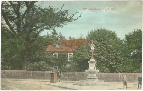 weybridge, the fountain