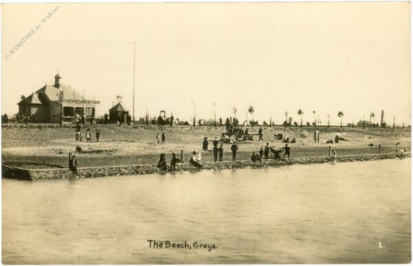 grays, the beach