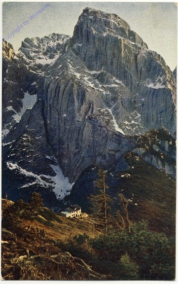 St. Johann, Stripsenjochhaus mit Totenkrichl, Kaisergebirge