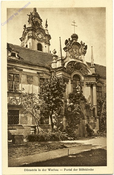 Dürnstein, Portal der Stiftskirche