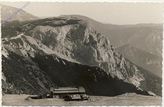 Rax, Karl Ludwig Haus mit Predigstuhl und Schneeberg