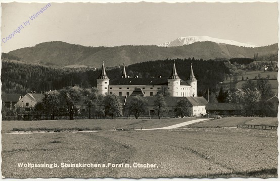 Wolfpassing, Schloss mit Ötscher im Hintergrund