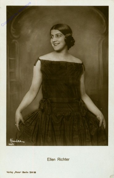 ak101409 Richter Ellen, Ross 766/5