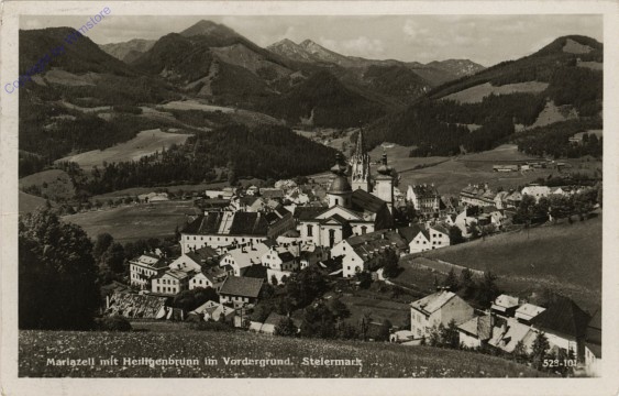 ak102386 Mariazell, mit Heiligenbrunn im Vordergrund