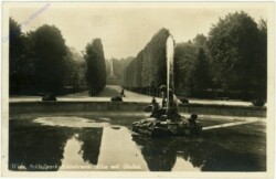 Wien 13, Schlosspark Schönbrunn, Allee mit Obelisk