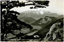 Hohe Wand, Blick auf Gelände und Schneeberg