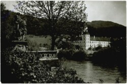 Lilienfeld, Zisterzienserstift mit Johannes Nepomuk