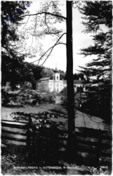 Mariahilfberg, Kirche