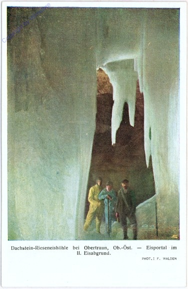 Dachstein-Rieseneishöhle, Eisportal im II. Eisabgrund