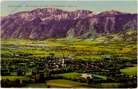 Kirchdorf an der Krems, Pyhrnbahn, mit der Kremsmauer