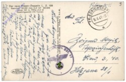 Die Luftriesen LZ 127 "Graf Zeppelin" und LZ 129 "Hindenburg", das größte Luftschiff der Welt, über Friedrichshafen a. Bod.