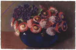 Verschiendene Blumen in Vase