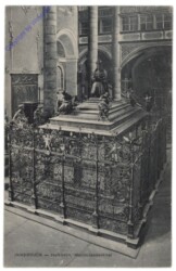 Innsbruck, Hofkirche, Maximiliandenkmal