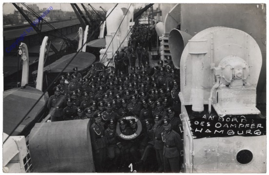 An Bord des Dampfer "Hamburg"