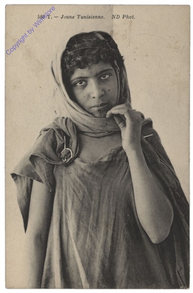 Jeune Tunisienne