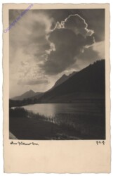 Wolken über See