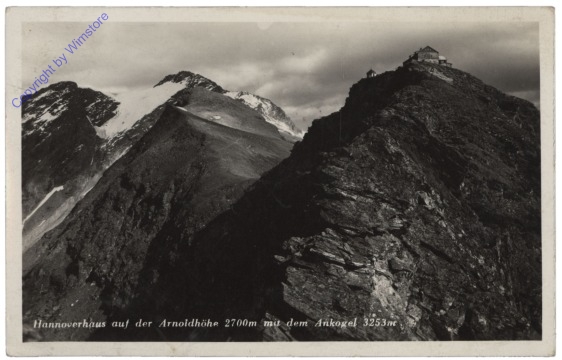 Mallnitz, Hannoverhaus auf der Arnoldhöhe mit dem Ankogel