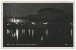 Linz an der Donau, Donaulände mit Schlosskaserne