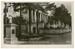 Klein Wetzdorf, Heldenberg, Ruhmeshalle mit Standbild FM Graf Radetzky