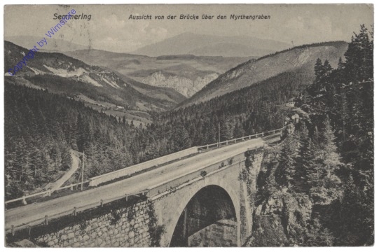 Semmering, Aussicht von der Brücke über den Myrthengraben