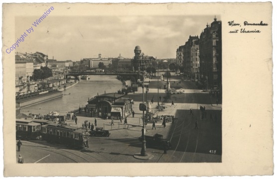 Wien 1, Donaukai mit Urania