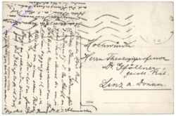 Innsbruck, Hungerburgbahn mit Frau Hittgebirge