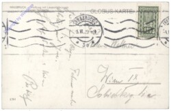 Innsbruck, Hofburg mit Leopoldsbrunnen gegen Nordkette