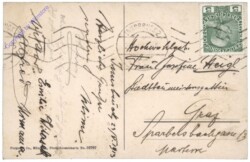 Innsbruck, Stadttheater und Leopoldsbrunnen