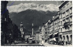 Innsbruck, Maria-Theresien-Straße mit Nordkette
